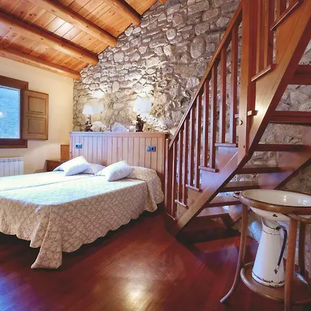 Casa Pubill Tatil Evi